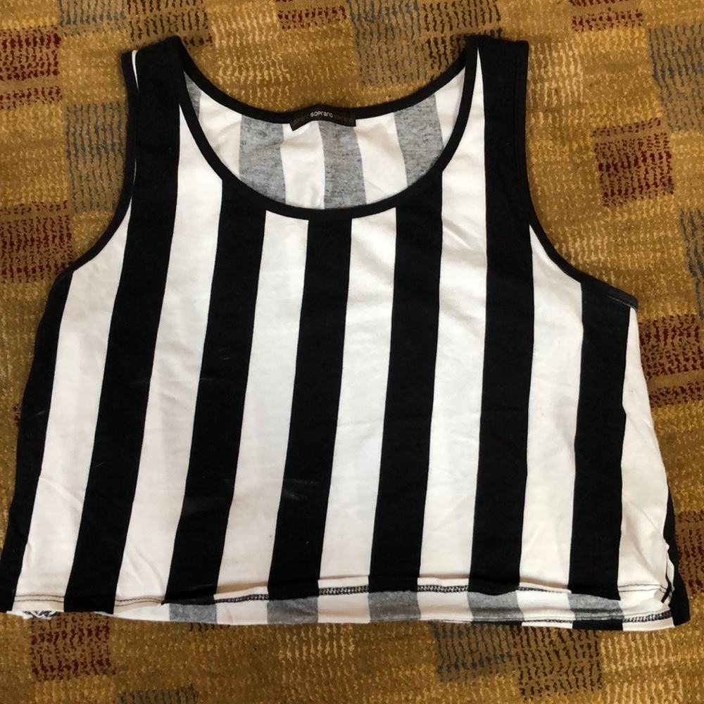 Black&White Crop Top